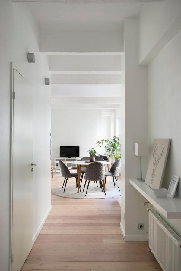 Appartamento 2ndhomes Loft With & Balcony By The White Church Helsinki